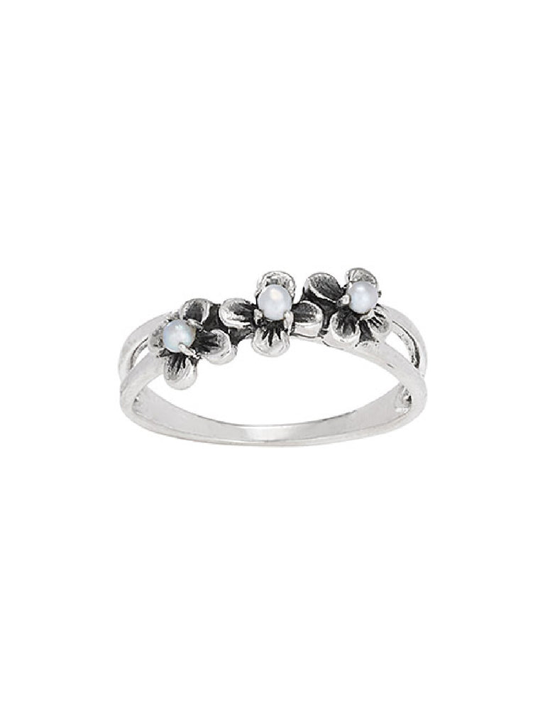 Black Diamond offers Sterling Silver Flower Ring size 7