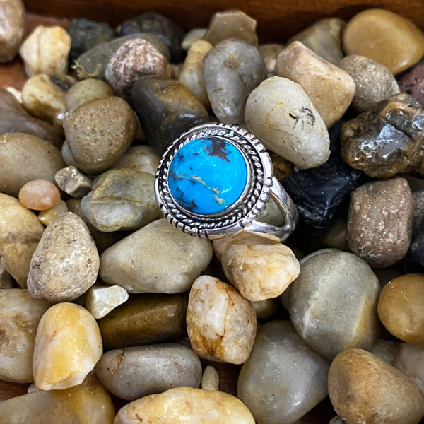 Native American Round Turquoise Ring | Sterling Silver 6 7 8 9 | Light Years