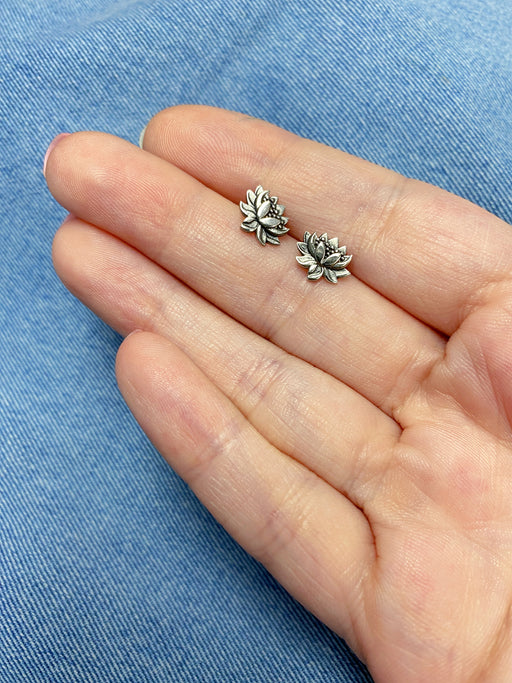 Water Lily Posts by Tomas | Sterling Silver Studs Earrings | Light Years