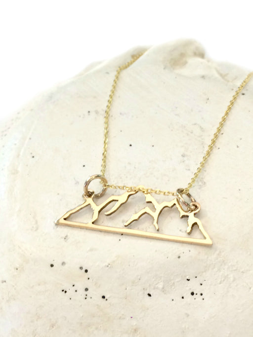 YFN Mountain Necklace Sterling Silver Mountain Range Ocean Wave Pendant  Necklace Nature Jewelry Gift for Skiers, Hikers, Campers, Climbers,Nature  Lovers and Oce… | Mountain necklace, Nature jewelry, Jewelry gifts